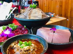 -谭鸭血老火锅(万象九宜城店)