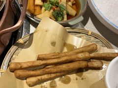 -牛村来人潮汕牛肉火锅(西单店)