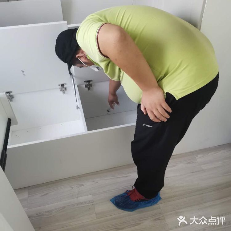 人造板材，涂料油漆，墙纸