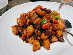 黑胡椒土豆牛肉粒-卤鼎记·潮汕卤水火锅饭店(北京首店)