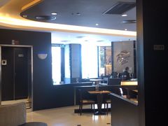 -必胜客(西荟城店)