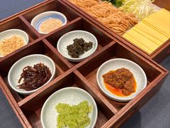 -鲁采LU STYLE(新天地店)