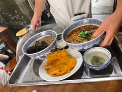 辣肉面-沪西老弄堂面馆(定西路店)