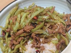 -西部马华清真兰州牛肉面·烧烤夜市(三里河店)