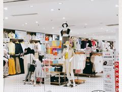 -优衣库(重庆星光时代广场店)