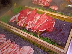 -釜御山海鲜烤肉火锅自助(新城市中心店)