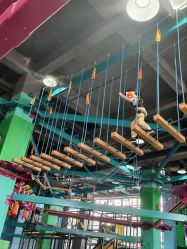 -欧酷世界动力星球(王府井奥莱UP TOWN店)