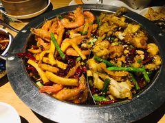 绝味田鸡香辣虾[精品-小鱼小牛·鱼牛干锅·脆鱼火锅(世欧广场店)