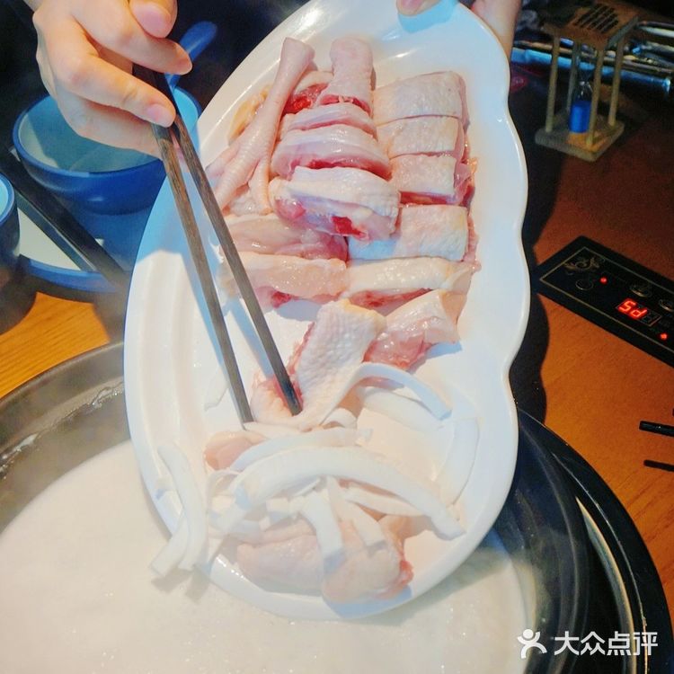 🥥纯椰浆汤底‼️连汤都不放过的椰子鸡✨