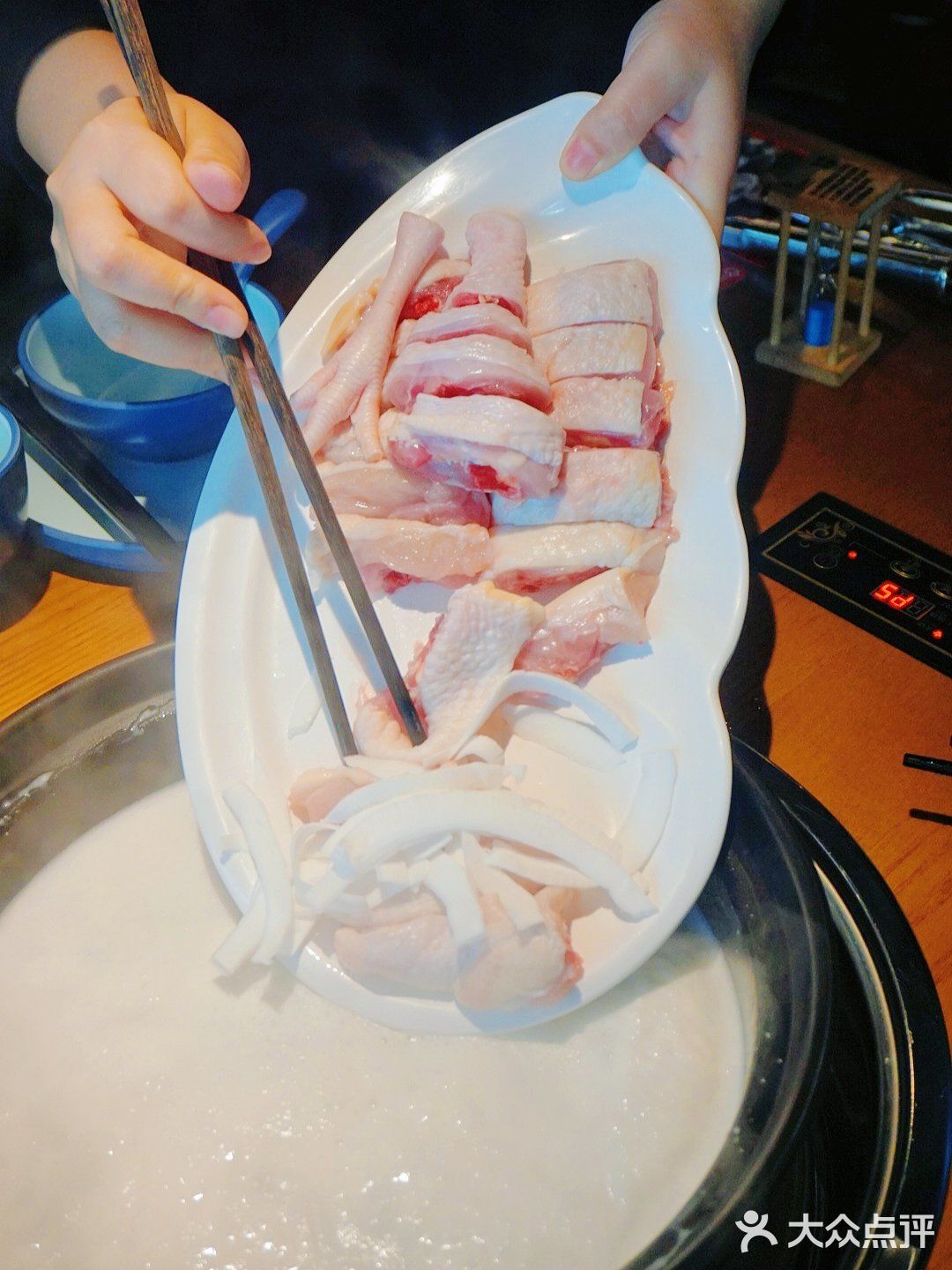 🥥纯椰浆汤底‼️连汤都不放过的椰子鸡✨