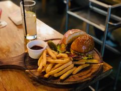 -羽深肉铺 Steak & Wine