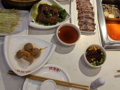 -旺龙巷重庆脆毛肚火锅·潜山扛把子店(潜山商业街店)
