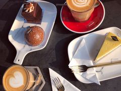 -UNI UNI(环亚凯瑟琳店)