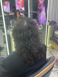 -藤野造型烫发染发