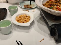 -饭怕鱼·黄焖鲟龙鱼(湖大店)