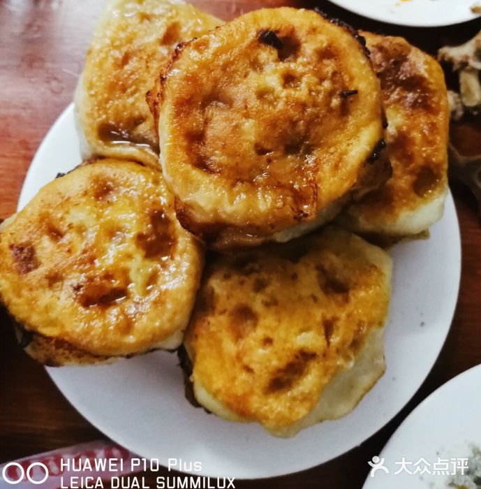 宝瑞门钉肉饼店门钉肉饼图片