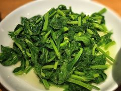 清炒豌豆尖-一坐一忘云南菜(三里屯店)