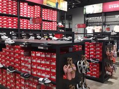 -PUMA品牌自营折扣店(武汉永旺梦乐城店)