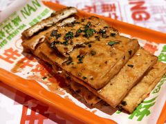 -威记烧嘢·南宁烧烤·超级生牛(绿地店)