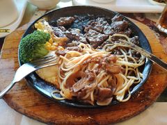 -豪享来牛排·中西简餐(黄河路店)