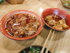 -拐枣巷小串串(财大店)