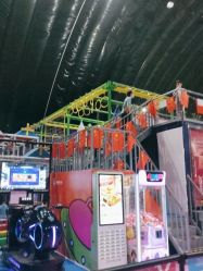 -失重星球乐园·蹦床馆(欢乐谷店)