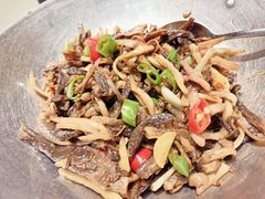 干锅鹿茸菇-楚鱼王·河鲜·湖北菜(华农店)