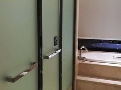 -中山利和希尔顿酒店