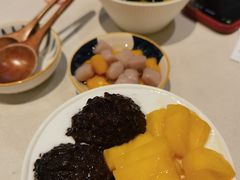 -小团圆糖水铺(襄阳南路店)