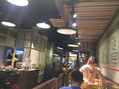 -何氏串串香火锅(翠亨店)