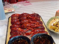 -肥肥虾庄·金牌油焖大虾(首义路店)
