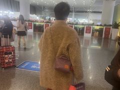 -麦当劳(上海虹桥站30B检票口楼上)