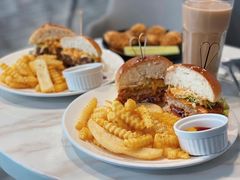 AB吉利猪扒汉堡-about(丹霞庄店)