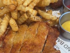 -Thanks美式餐厅(汉堡咖啡店)