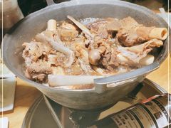 -茸梅路右拐龙虾-农家菜(松江店)