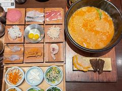 -银米·云南传统过桥米线(双廊黑金冠店)