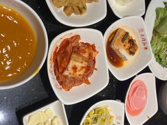 -木槿花韩式炭烤·熟成肉工坊(孙文东路店)