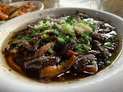 响油鳝丝-唔呶喔哩酒家(生产街店)