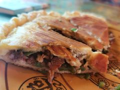牦牛肉烤饼-卡万金特色藏餐
