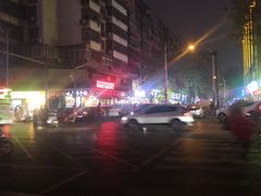 -食上东新街美食街区(民乐新都会店)