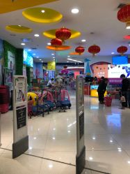 -孩子王(铁西万达店)