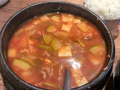 -明洞阿姨·韩式酱蟹烤肉·创意料理(三元桥店)