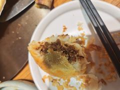 烤千层破酥包-云海肴云南菜·蒸汽石锅鱼(北京良乡华冠店)