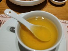 -顺风汤馆·广府粤菜(江宸天街店)