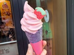 草莓冰淇淋-麦当劳(曲阳店)