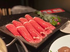 精选上脑牛肉-捞王猪肚鸡火锅(财富中心店)
