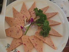 -忘情水鱼头·鲜鱼火锅(滨江中路店)