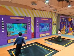 -反弹蹦床公园·亲子乐园·团建·派对(巴南万达店)