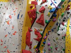 -问山MountQuest攀岩馆