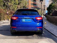 -华阳租车(北京南站店)